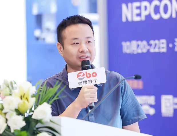 Intellektual xizmat robotlarining eng kuchli miyasi bo'lish